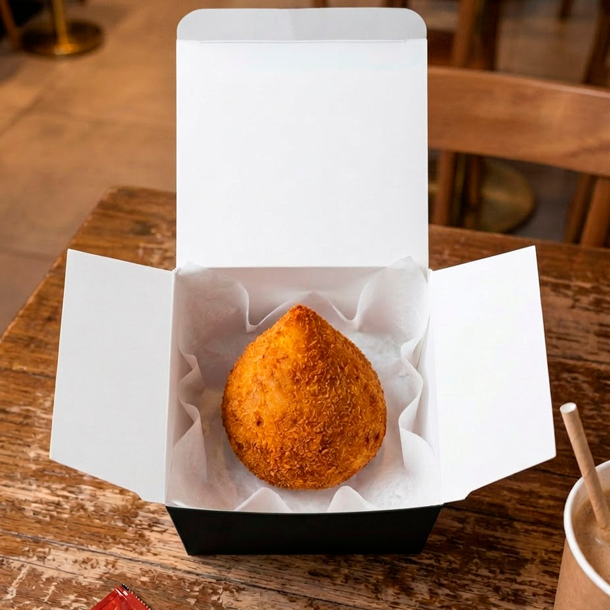Coxinha individual Preta + Papel Barreira - PCT 50un