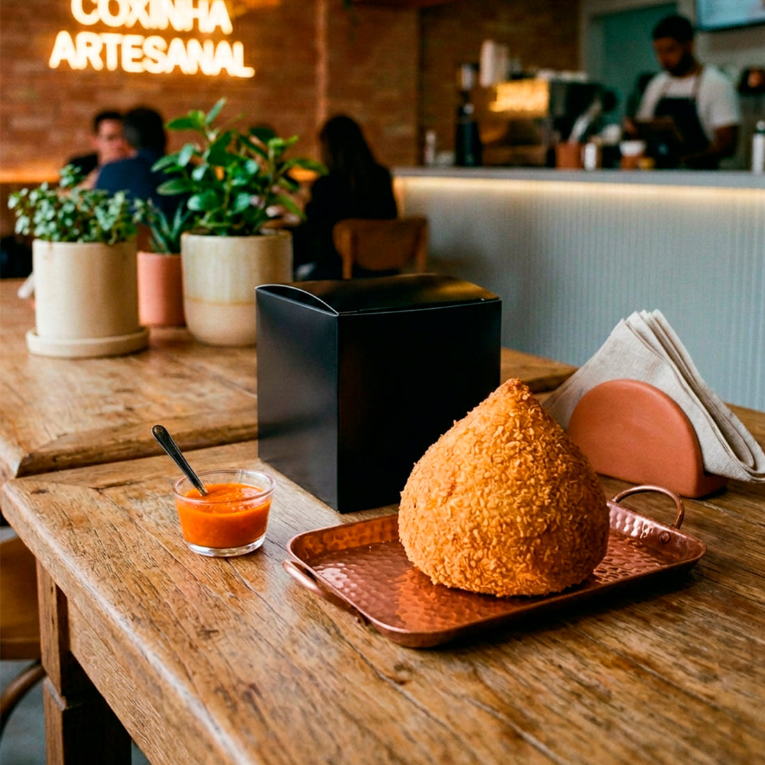Coxinha individual Preta + Papel Barreira - PCT 50un